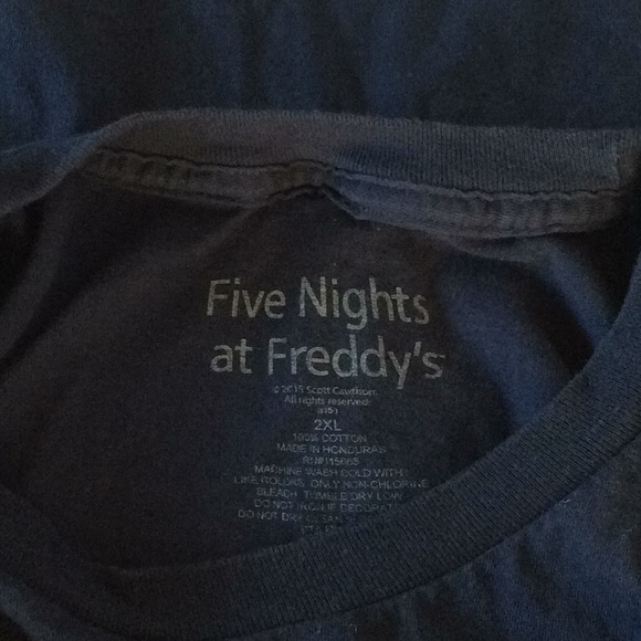 FiveNightsatFreddys shirt - Picture 5 of 5